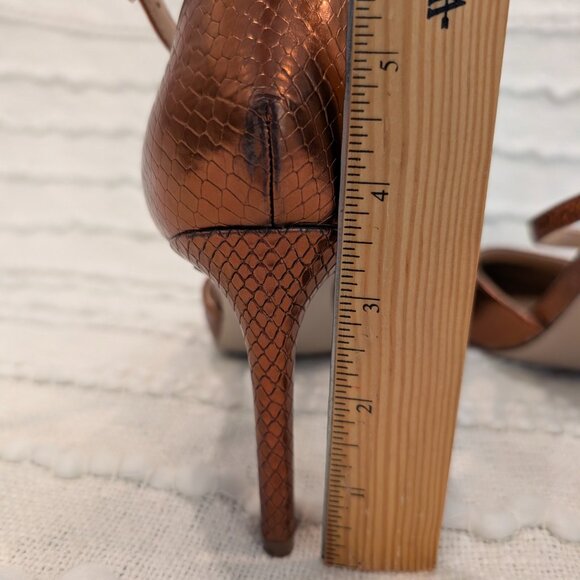 Naturalizer 27 Edit Abilyn Brown Bronze Snake Pointy Toe Ankle Strap Heels 8.5 - Picture 4 of 6